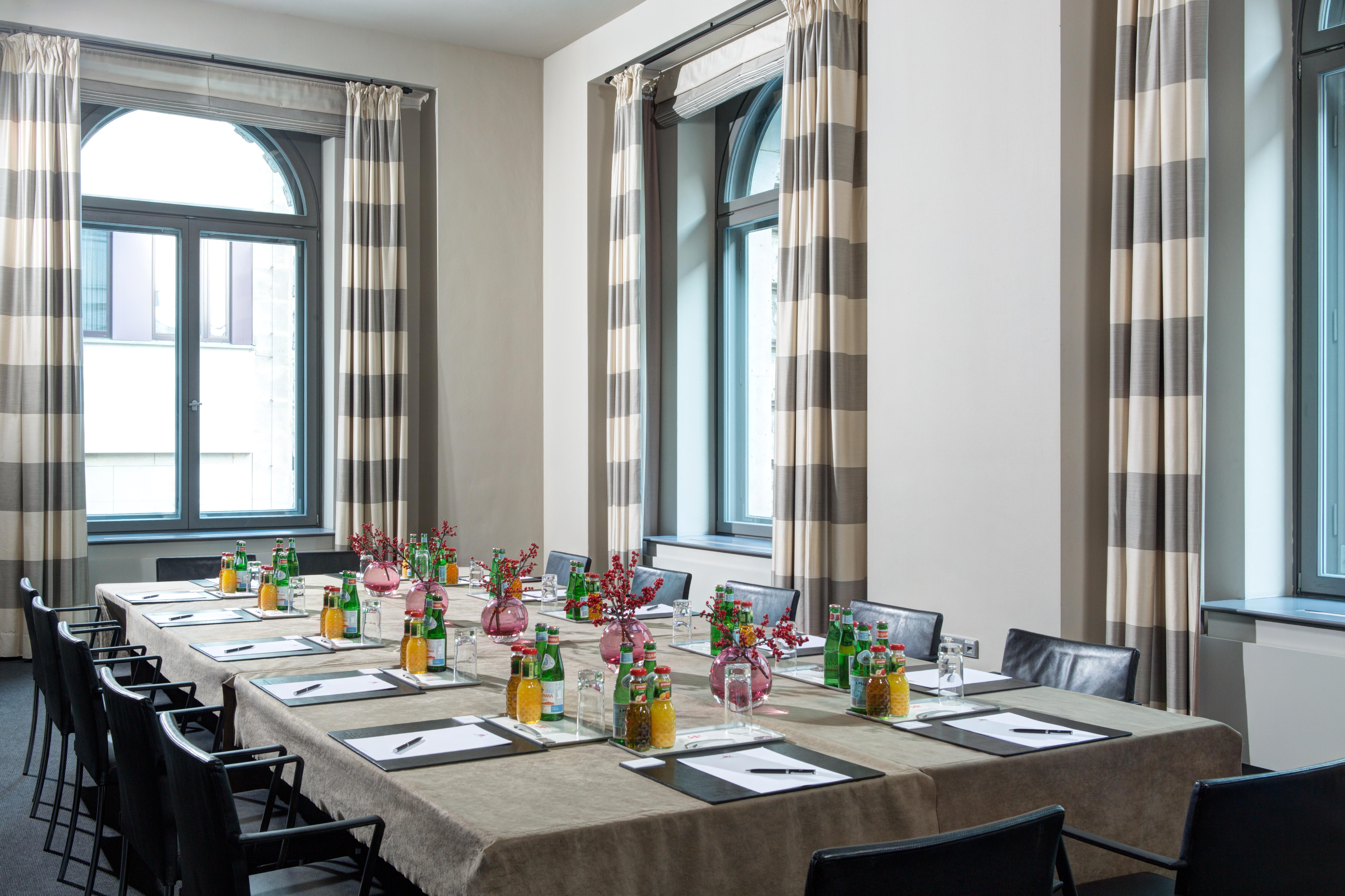 Rocco Forte Hotel De Rome Berlin Exterior photo